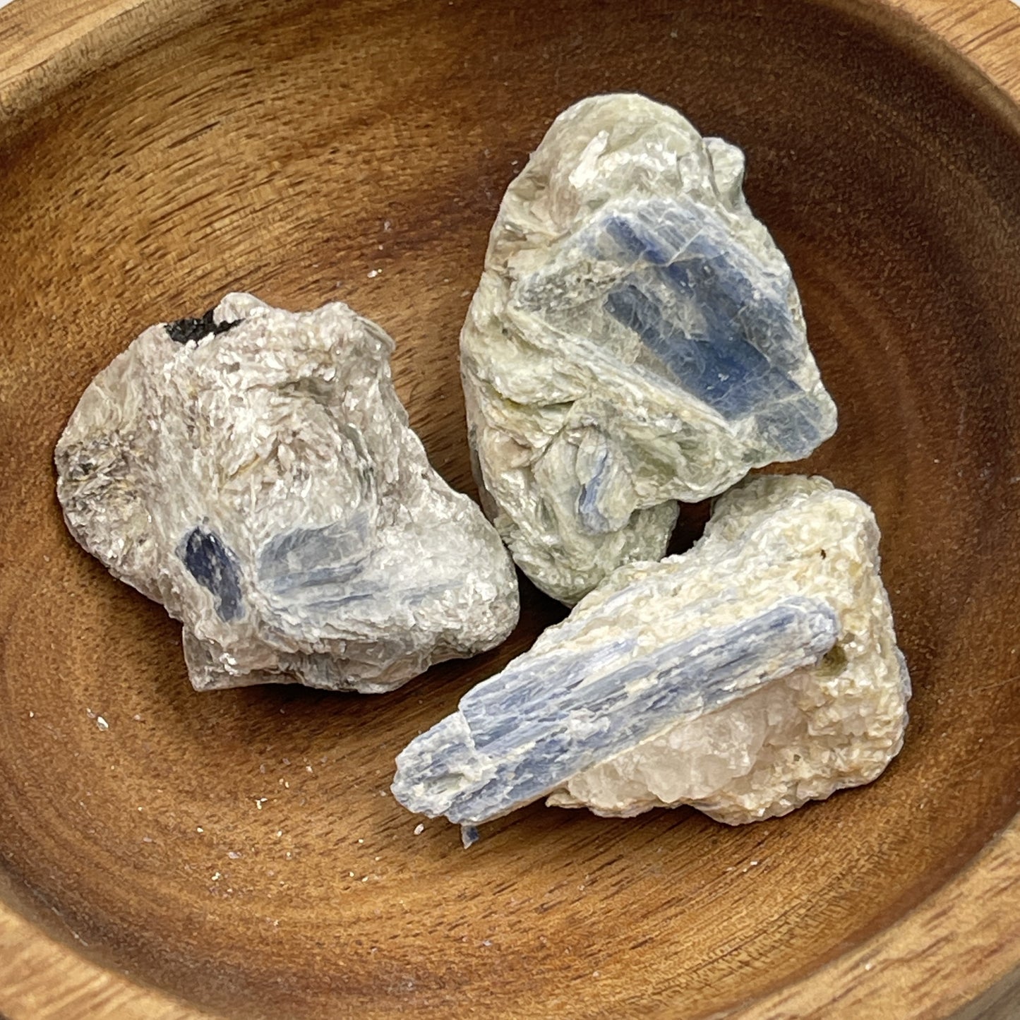 Raw Kyanite