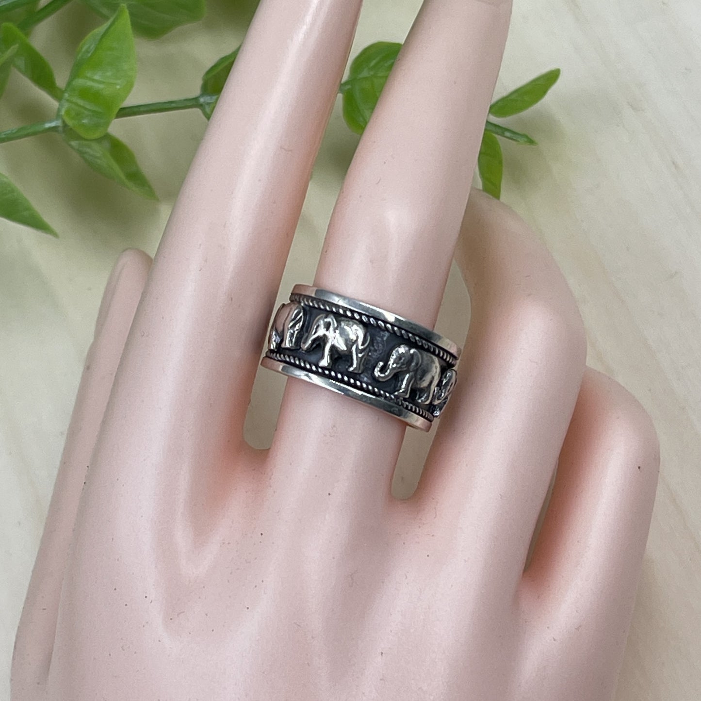 Retro Unisex Sterling Silver Elephant Ring