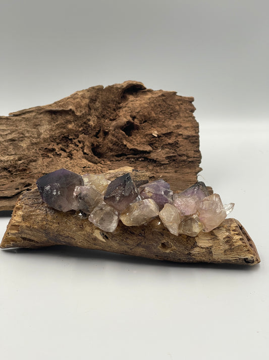 Australian Amethyst and Clear Quartz Chi Generator Warm Light