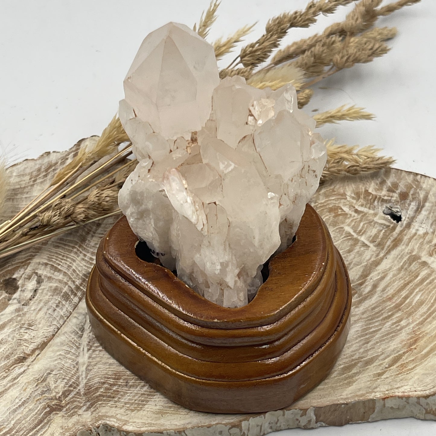 Quartz Cluster On Stand