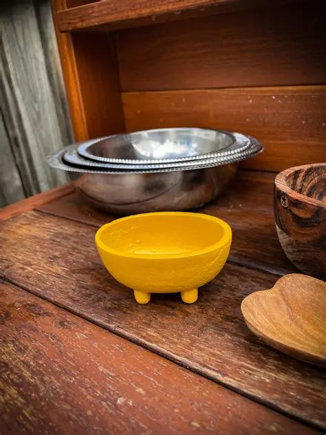 Oval Cast Iron Cauldron Without Lid Yellow
