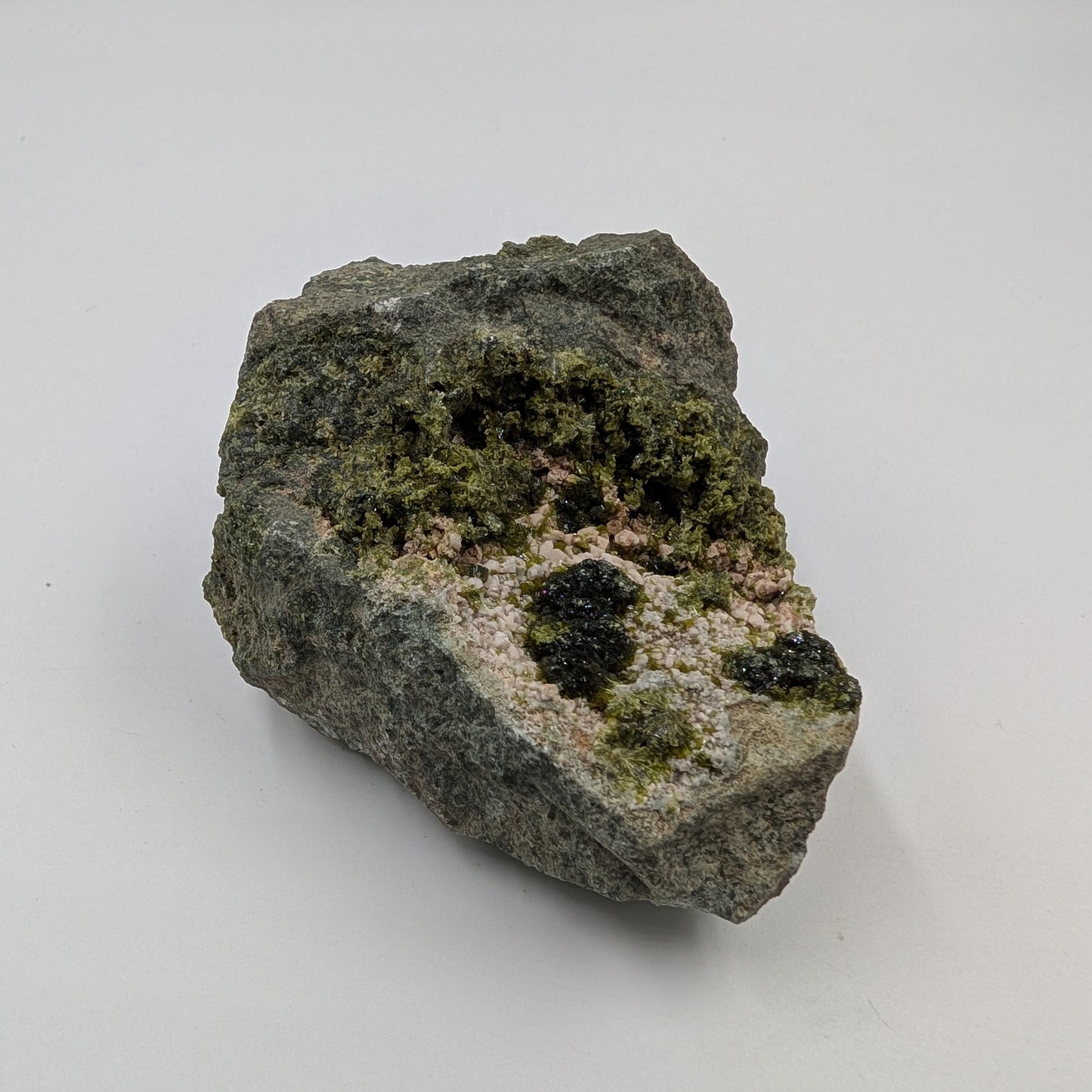 Raw Epidote