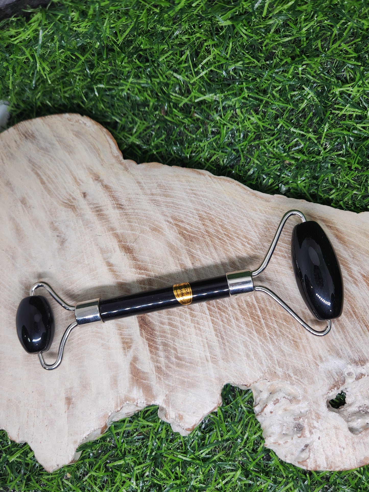 Black Obsidian Face Roller