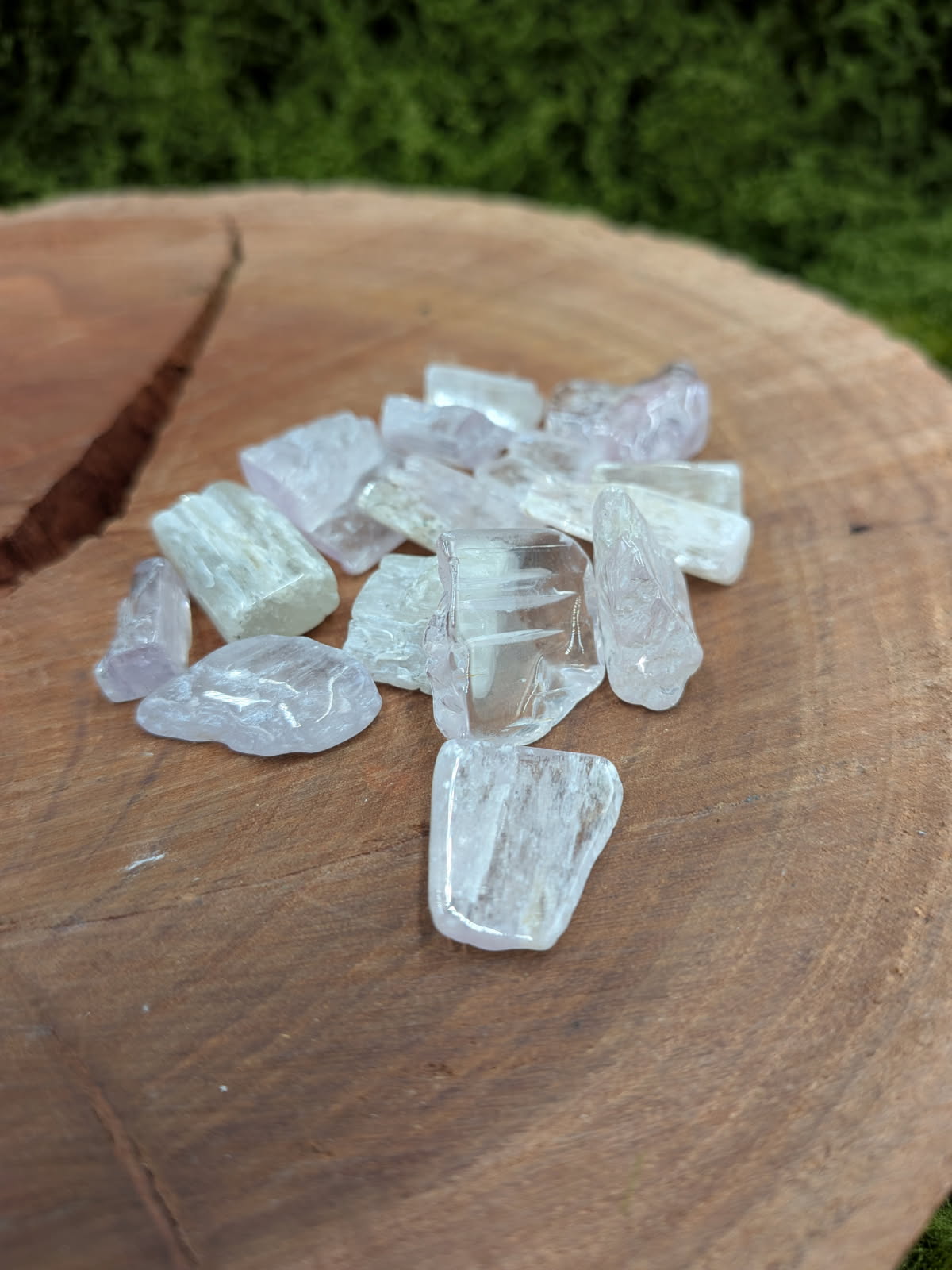Kunzite Large chips