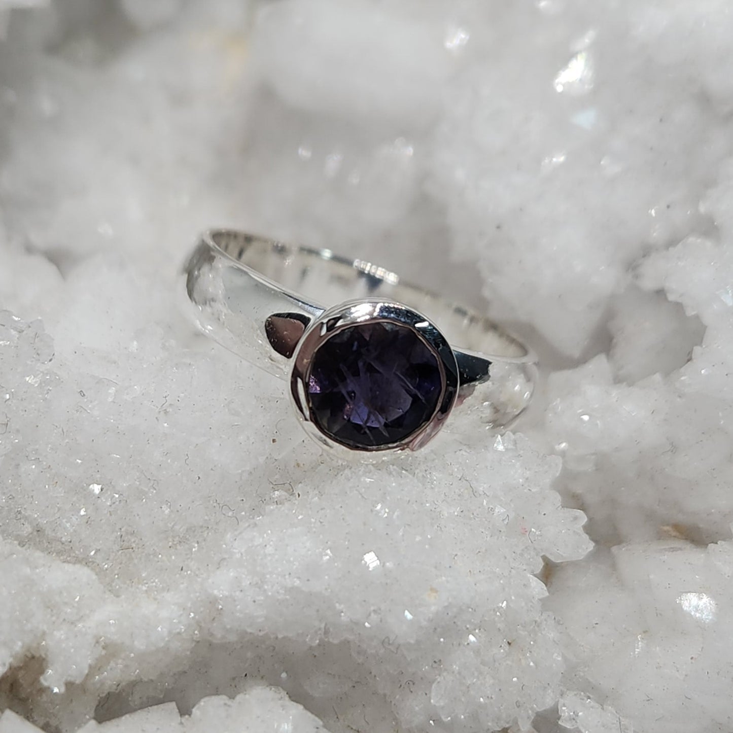 Amethyst Sterling Silver Ring (Size 9)
