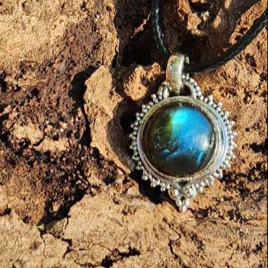 Labradorite Round Sterling Silver Pendant