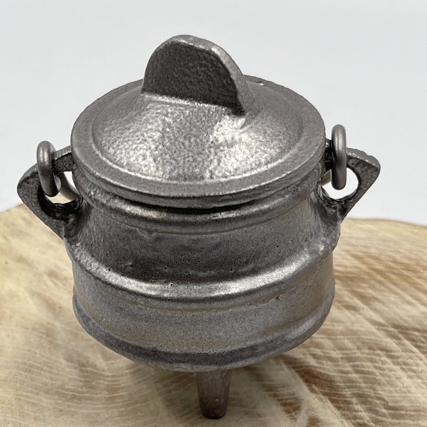 Small Silver Aluminum Cauldron