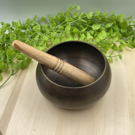 Tibetan Singing Bowl with stick 600g-699g