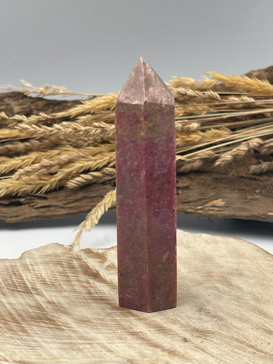 Rhodonite Point