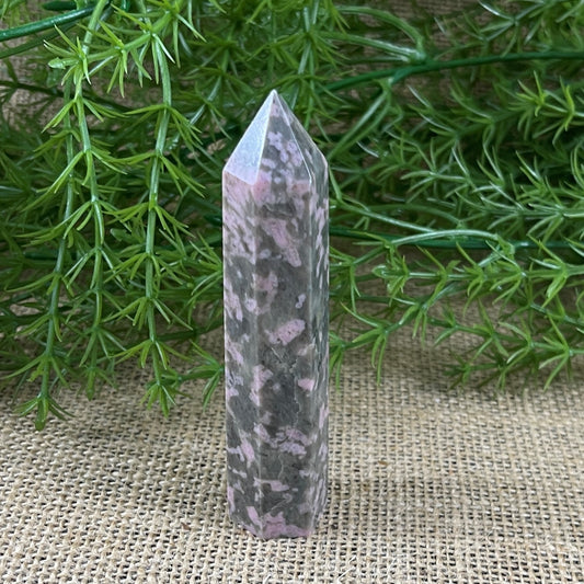 Rhodonite Point