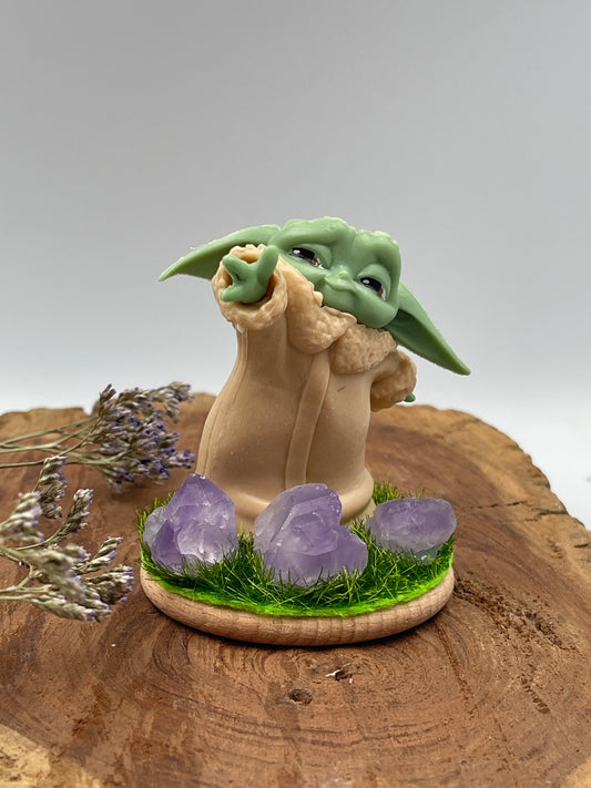 Baby Yoda with Amethyst 3