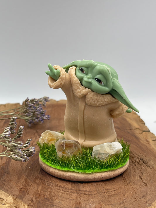 Baby Yoda with Citrine 2