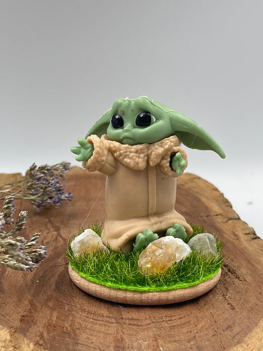 Baby Yoda with Citrine 3