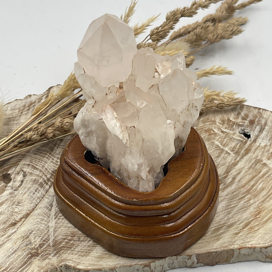 Quartz Cluster On Stand