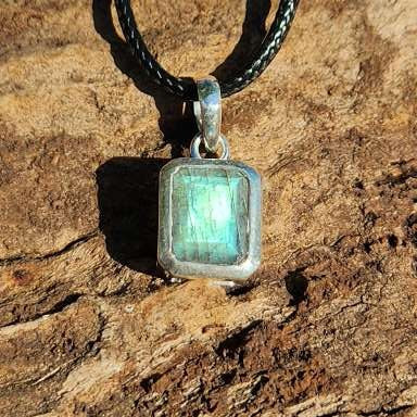 Labradorite Sterling Silver Pendant