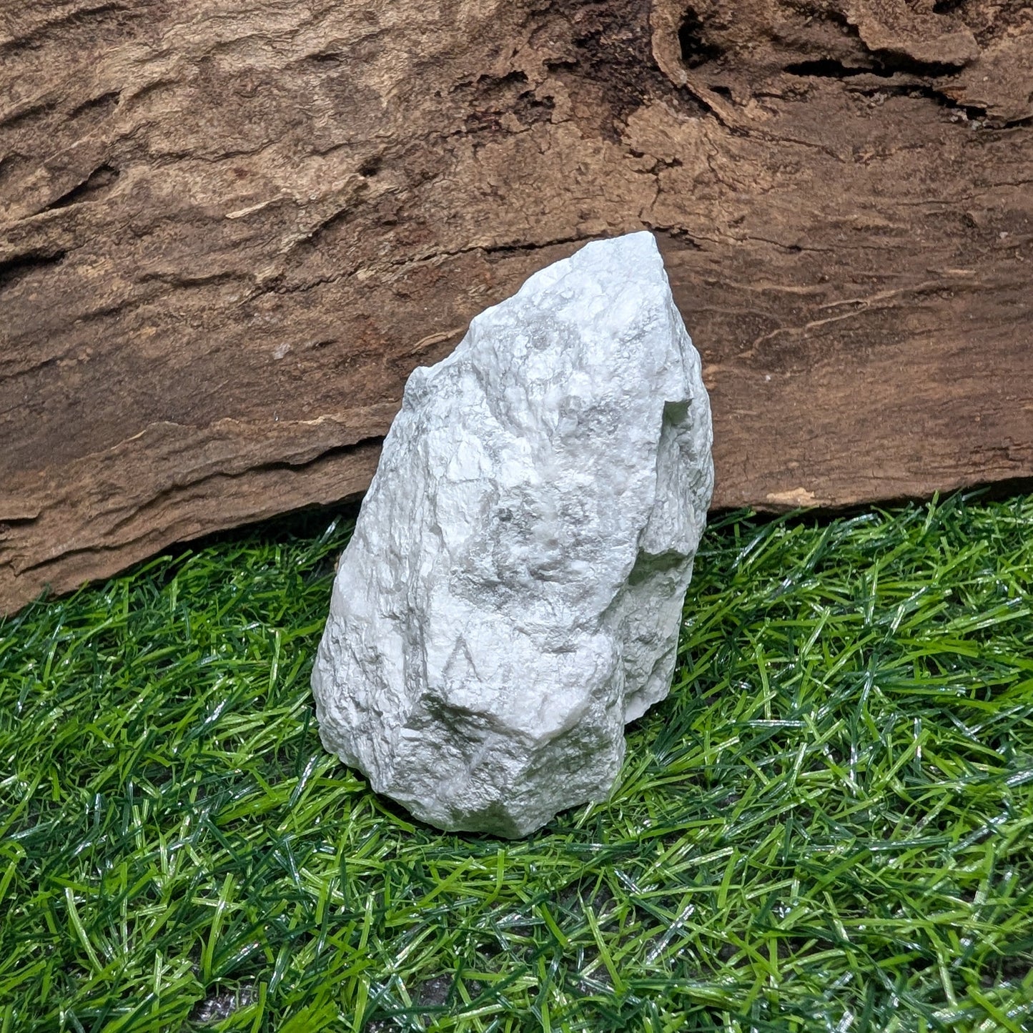 Raw White Howlite