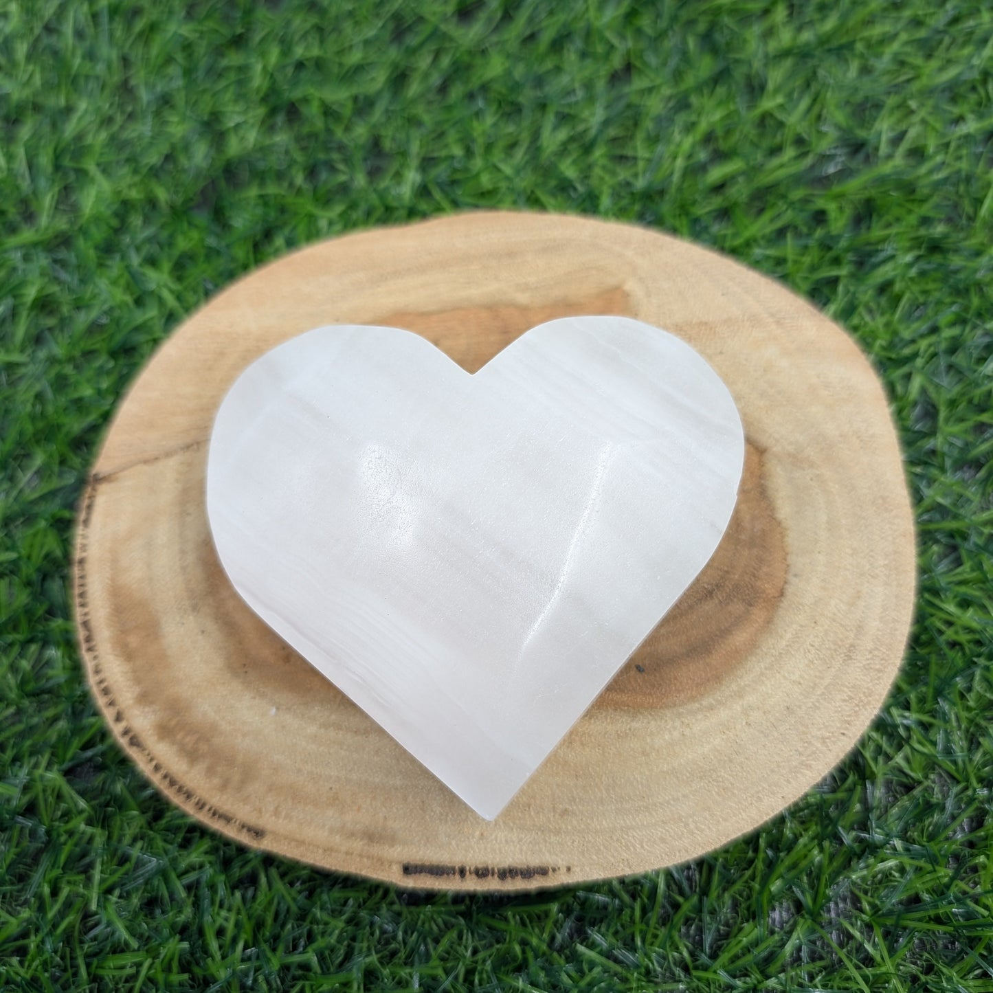 Mangano Calcite Heart