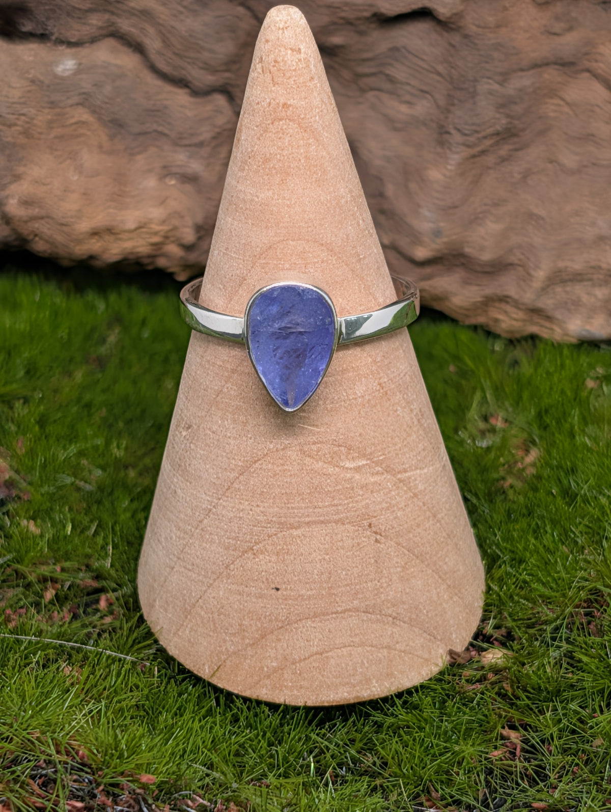 Tanzanite Sterling Silver Ring Size (7)