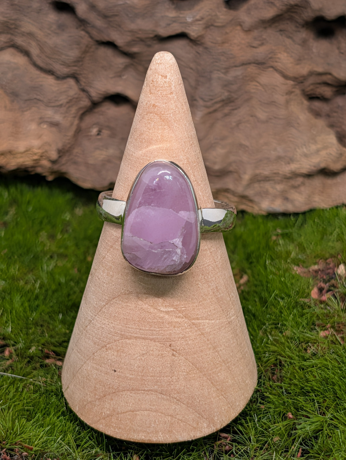 Pink Kunzite Sterling Silver Ring (Size 8)