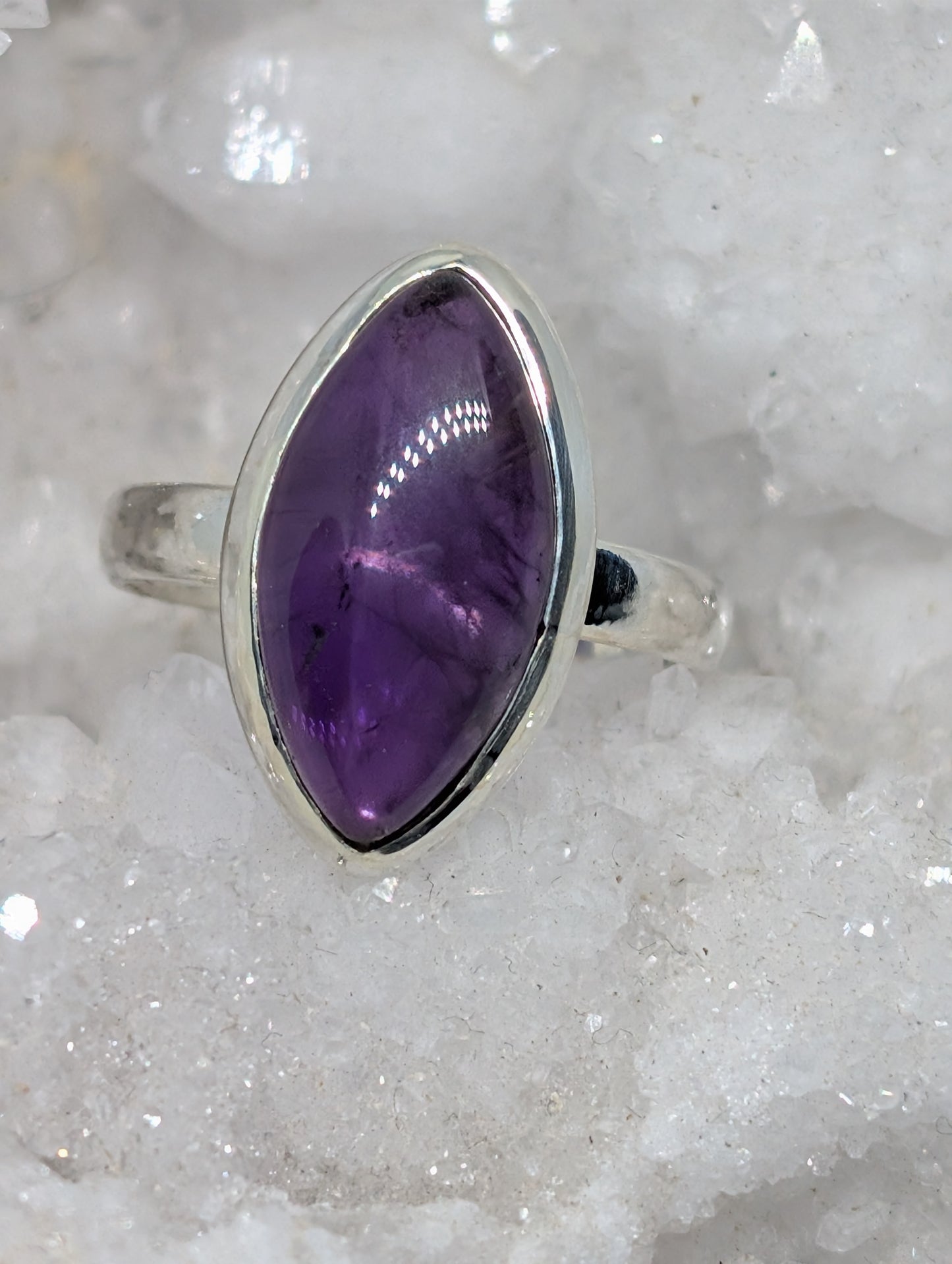 Amethyst Sterling Silver Ring (Size 8)