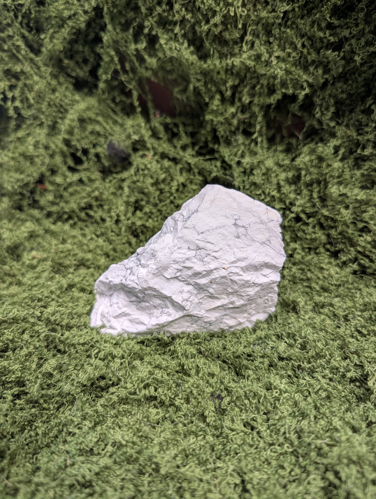 Raw White Howlite