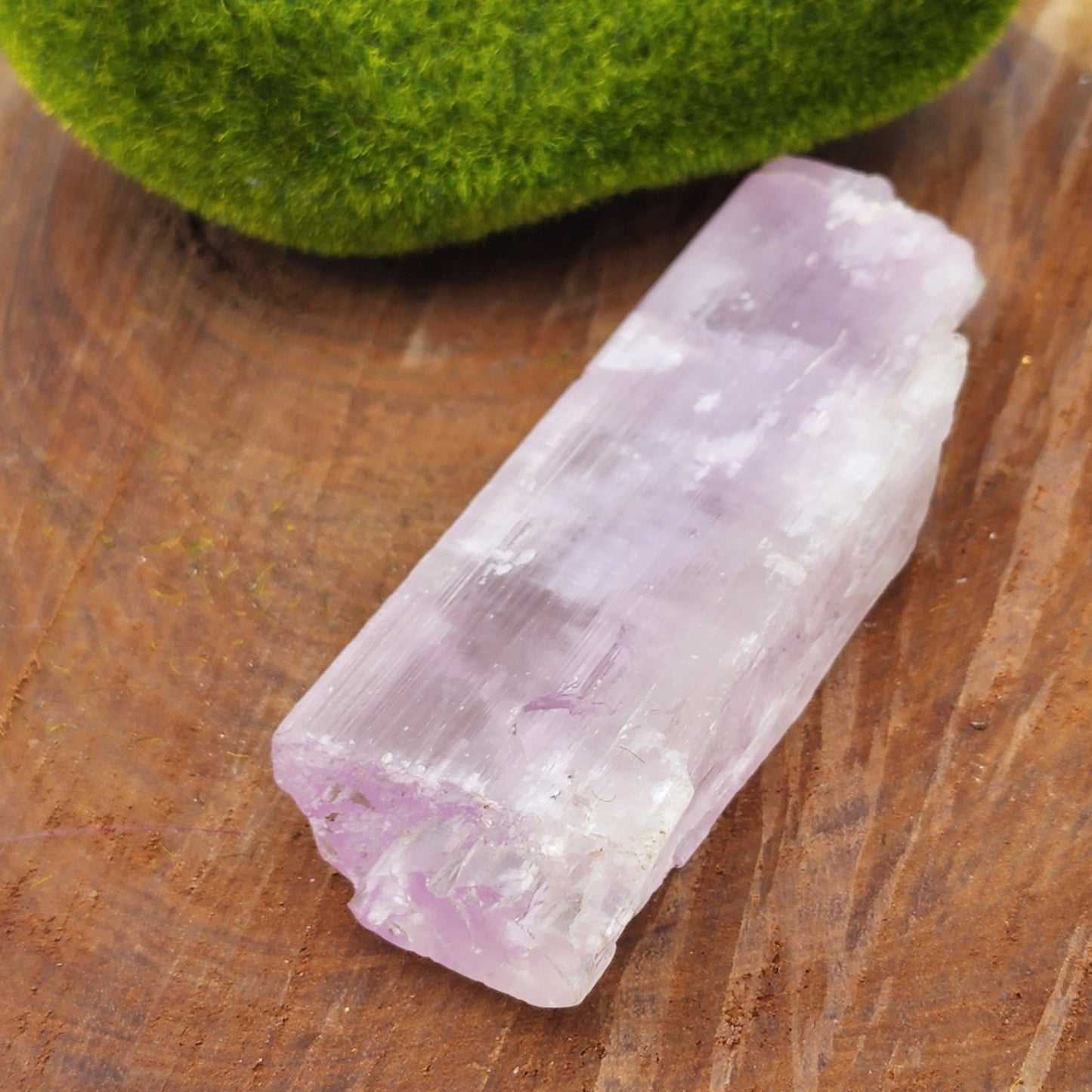 Raw Kunzite High Grade