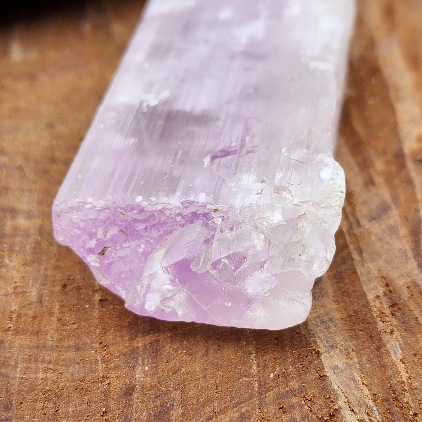 Raw Kunzite High Grade