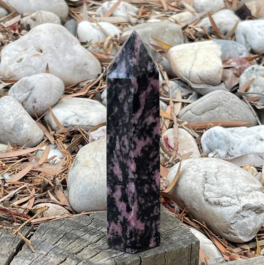 Rhodonite Point