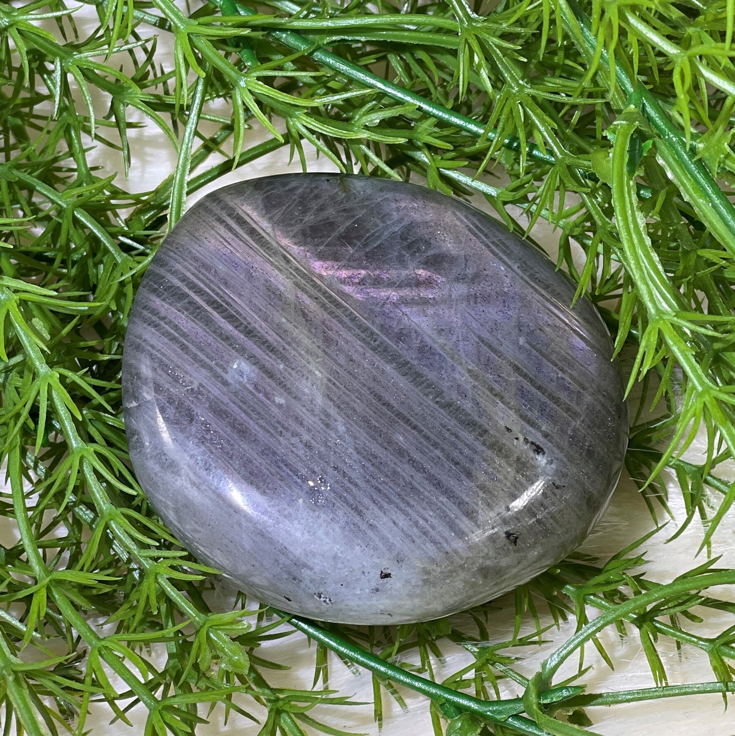 Labradorite Palmstone